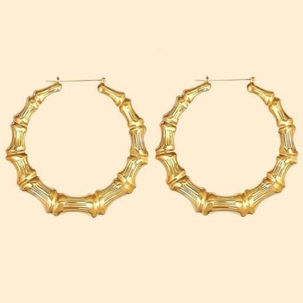 💞 New Large Gold Textured Costume Hoop Earrings